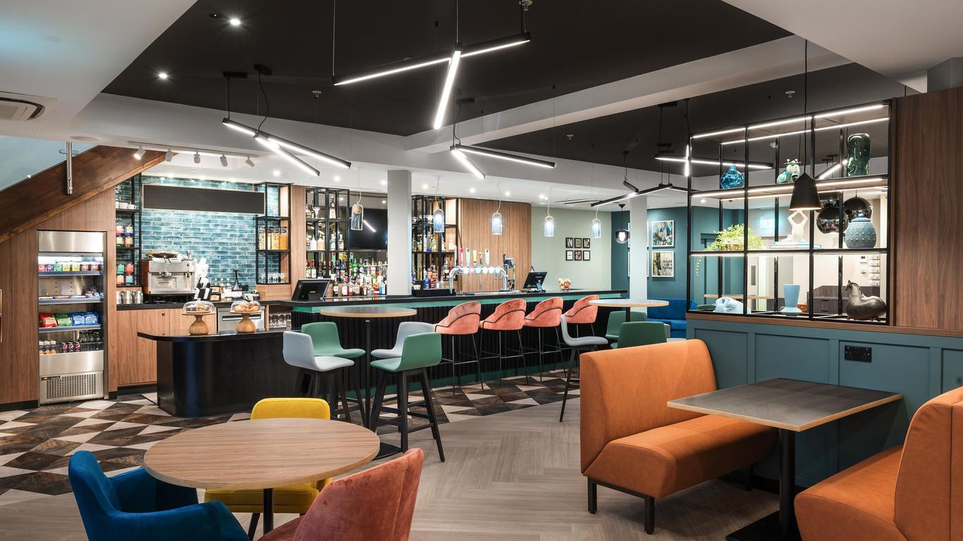 โรงแรม Holiday Inn Lincoln บาย IHG
