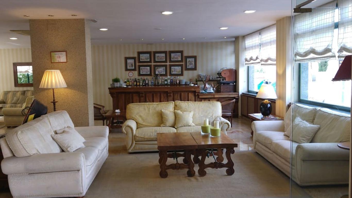 โรงแรม เอเล ปวนเต โรมาโน