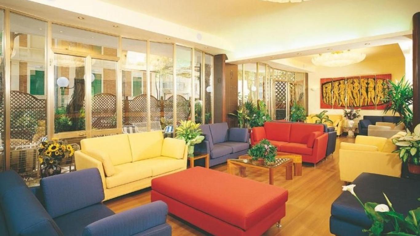 โรงแรมแซงต์โตรเปซ์ ริชโชเน