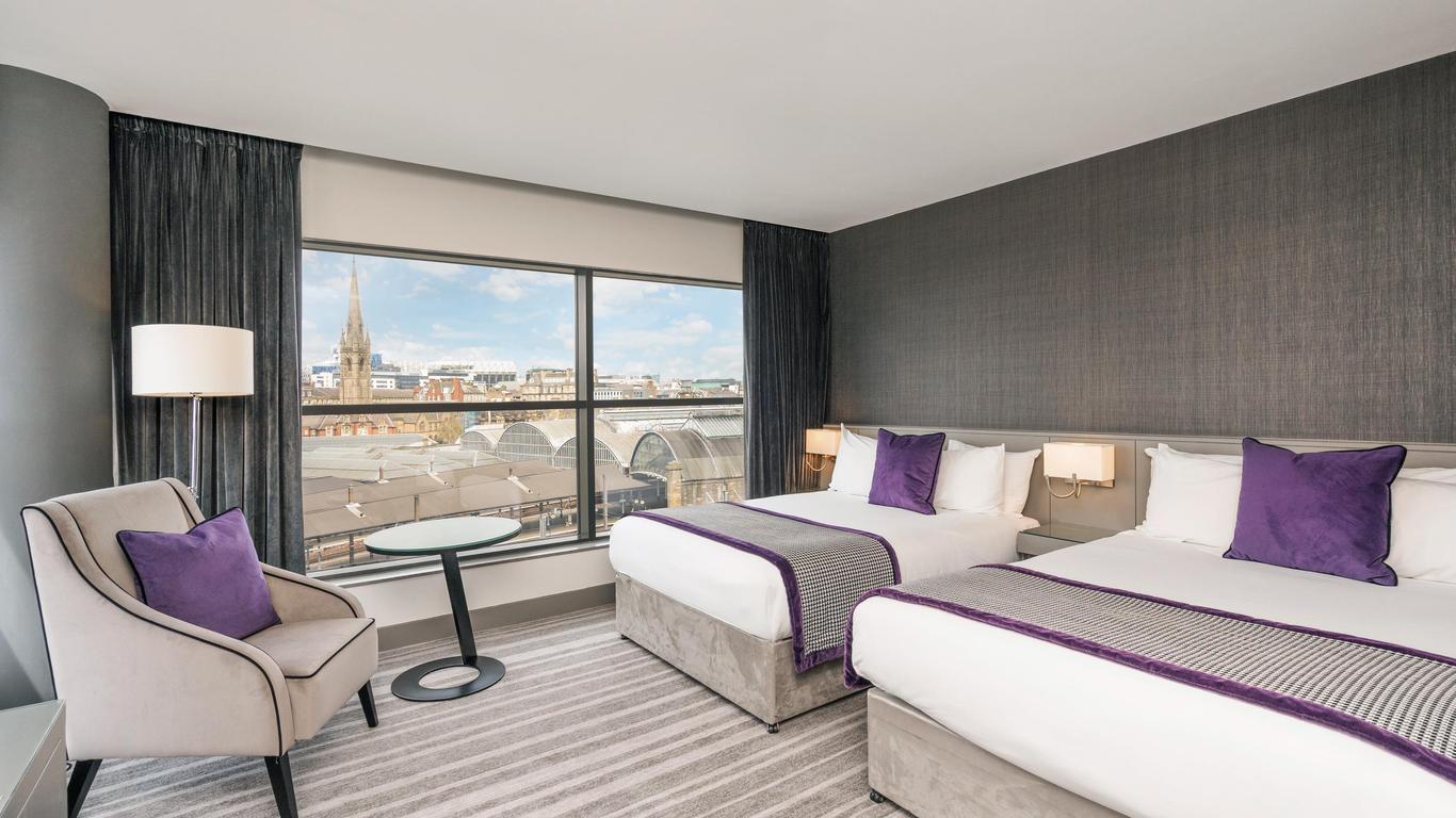 โรงแรมคราวน์พลาซ่านิวคาสเซิล - ควอเตอร์สตีเฟนสัน, โรงแรมของ IHG