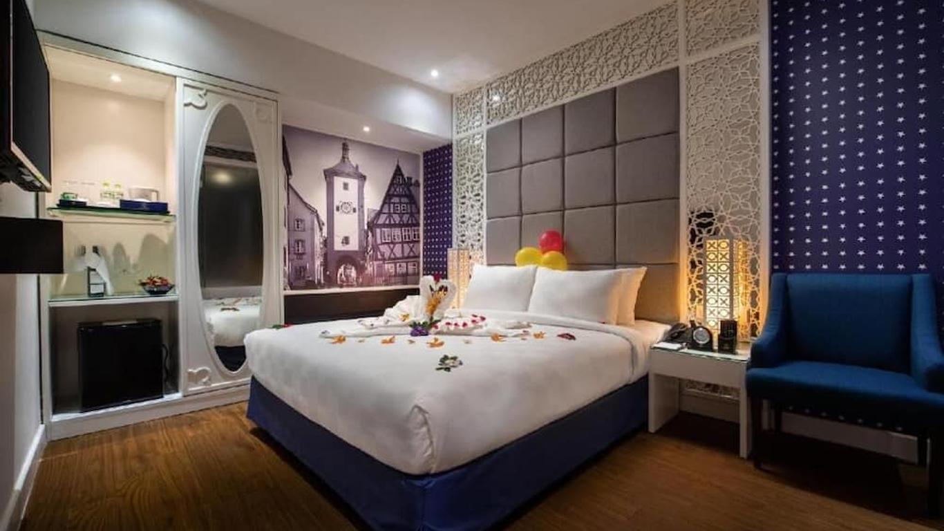 โรงแรมวิคเตอร์เมโทรโพลิสและบาร์บนชั้นดาดฟ้า