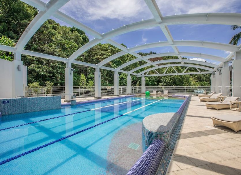 สระว่ายน้ำ รูปภาพ