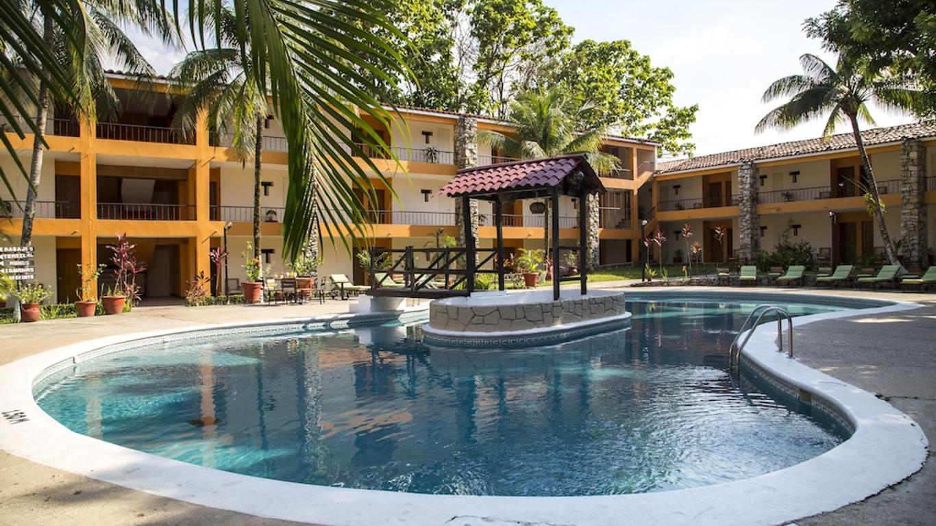 โรงแรม พลาซ่า ปาเลนเก