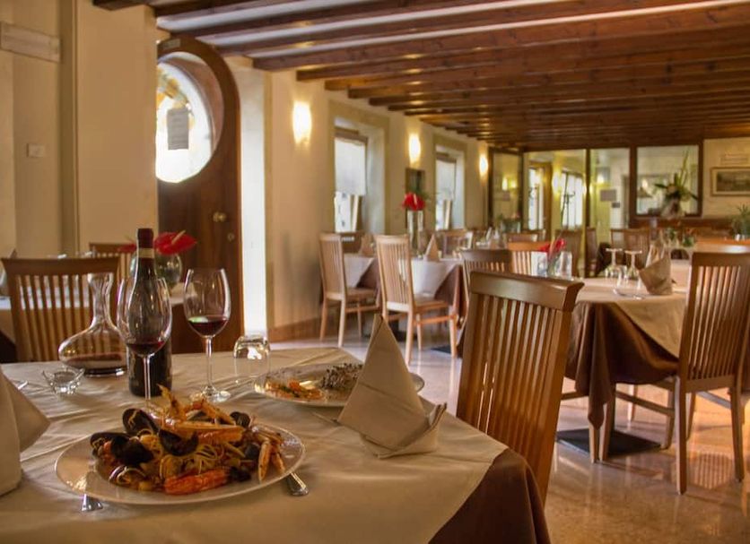 ร้านอาหาร รูปภาพ