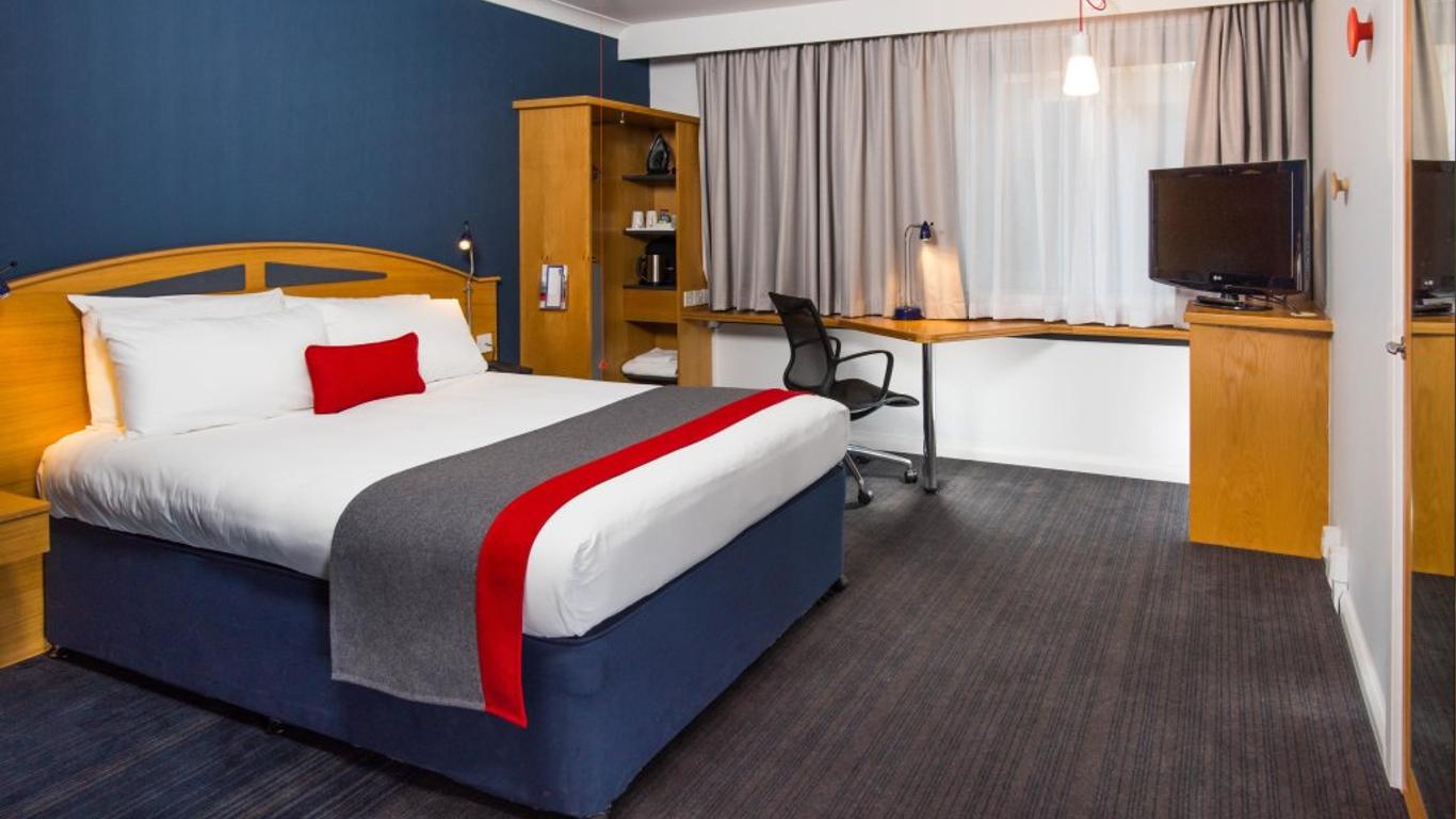 โรงแรม ฮอลิเดย์ อินน์ เอ็กซ์เพรส อีสต์ มิดแลนด์ส แอร์พอร์ต บาย IHG