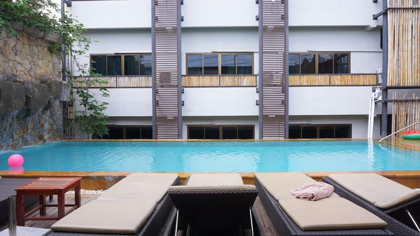 Bamboo House Phuket Hotel
