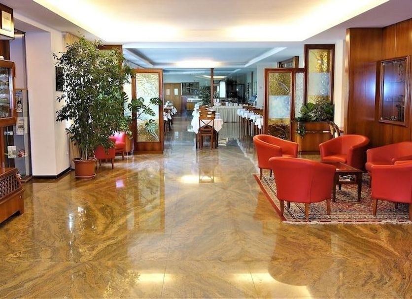 ล็อบบี้ รูปภาพ