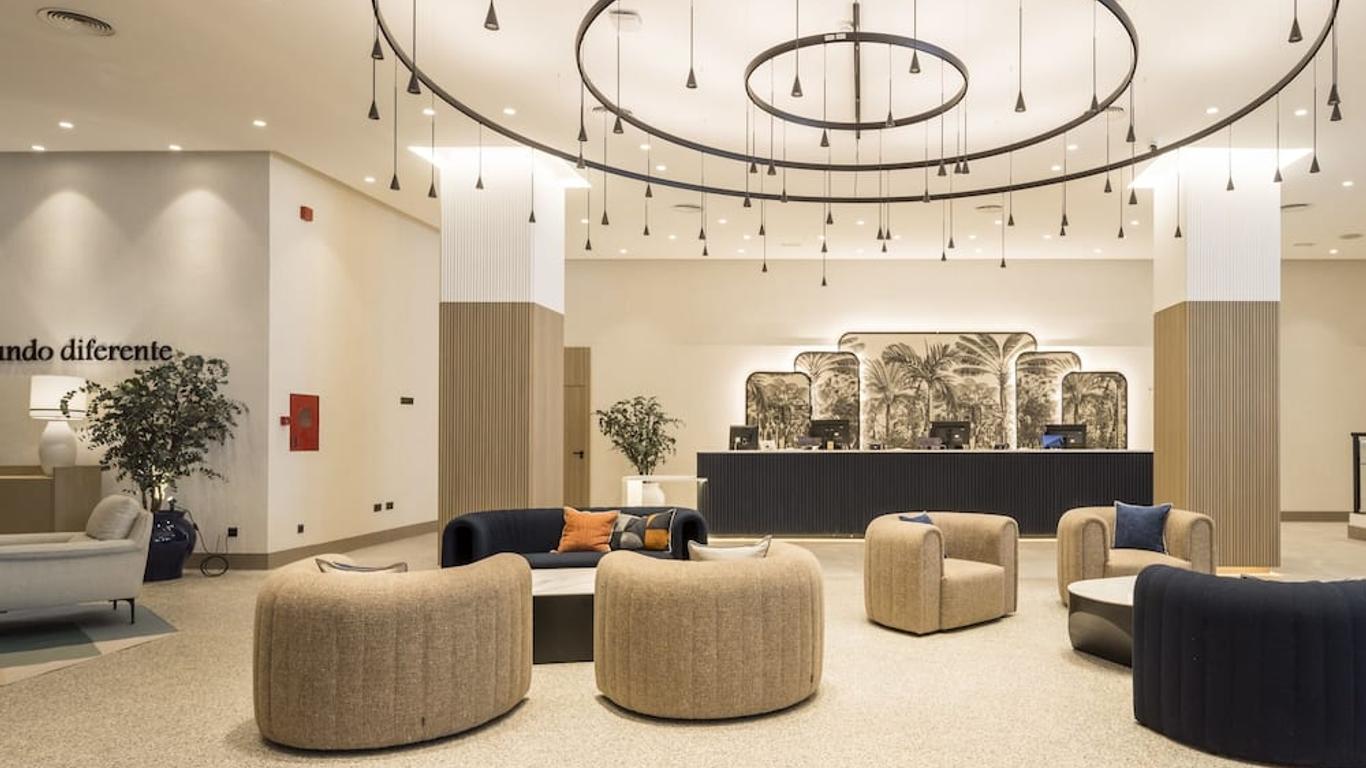 โรงแรม Ilunion Les Corts Spa