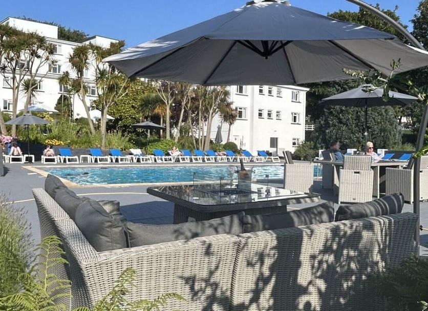 สระว่ายน้ำ รูปภาพ