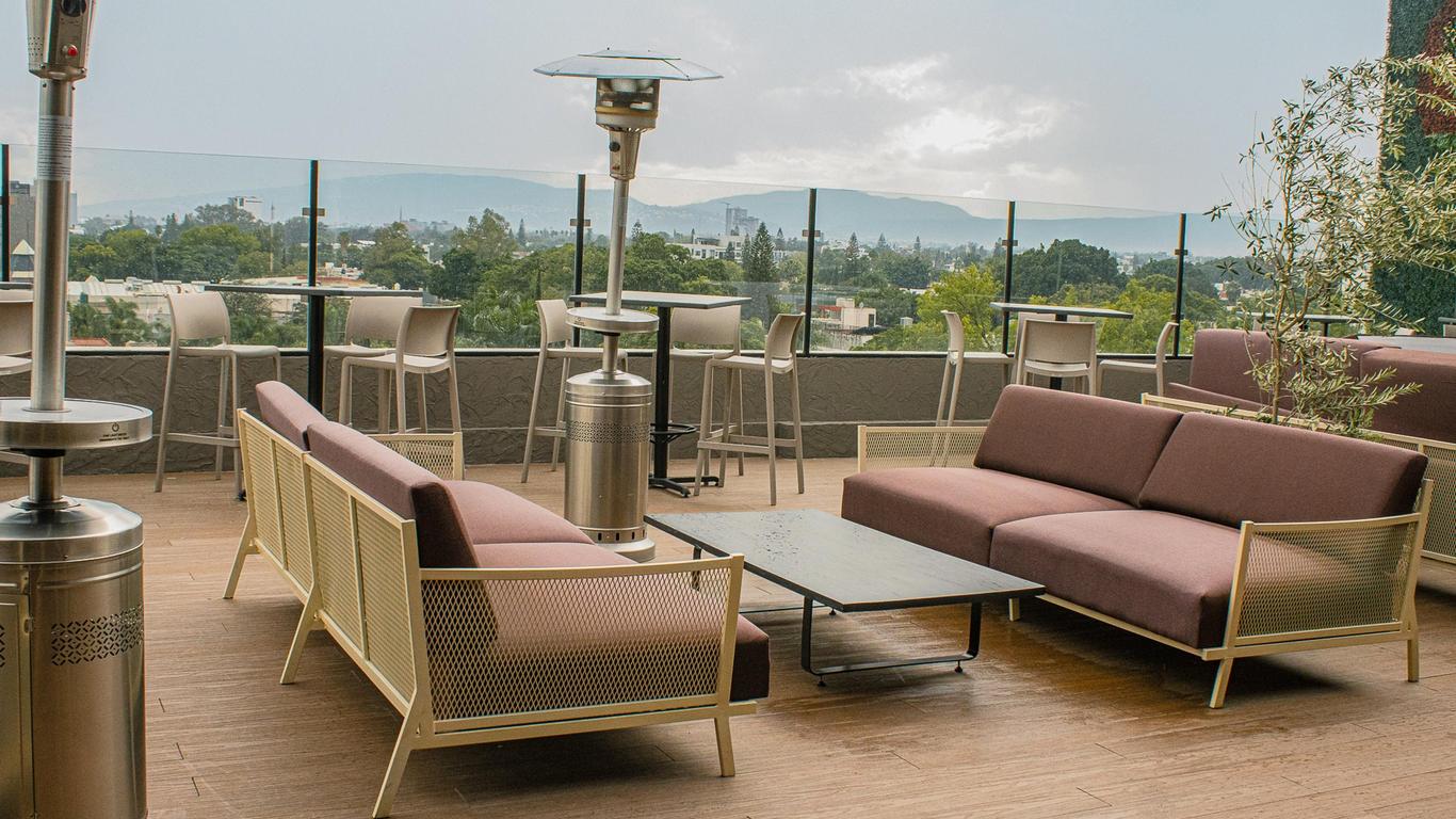โรงแรมอินดิโก กวาดาลาฮารา เอ็กซ์โป บาย IHG