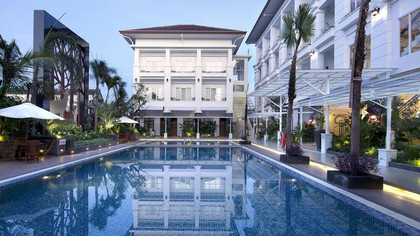 โรงแรมแกลเลอรี ปราวิโรตามัน