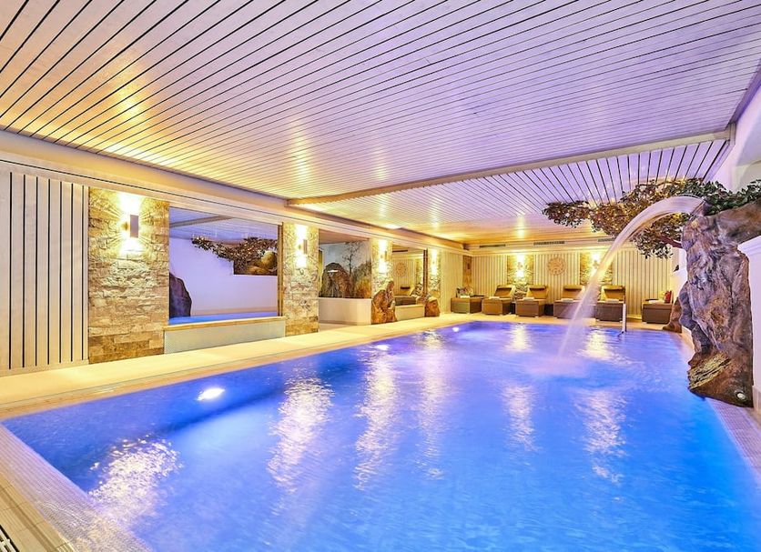 สระว่ายน้ำ รูปภาพ