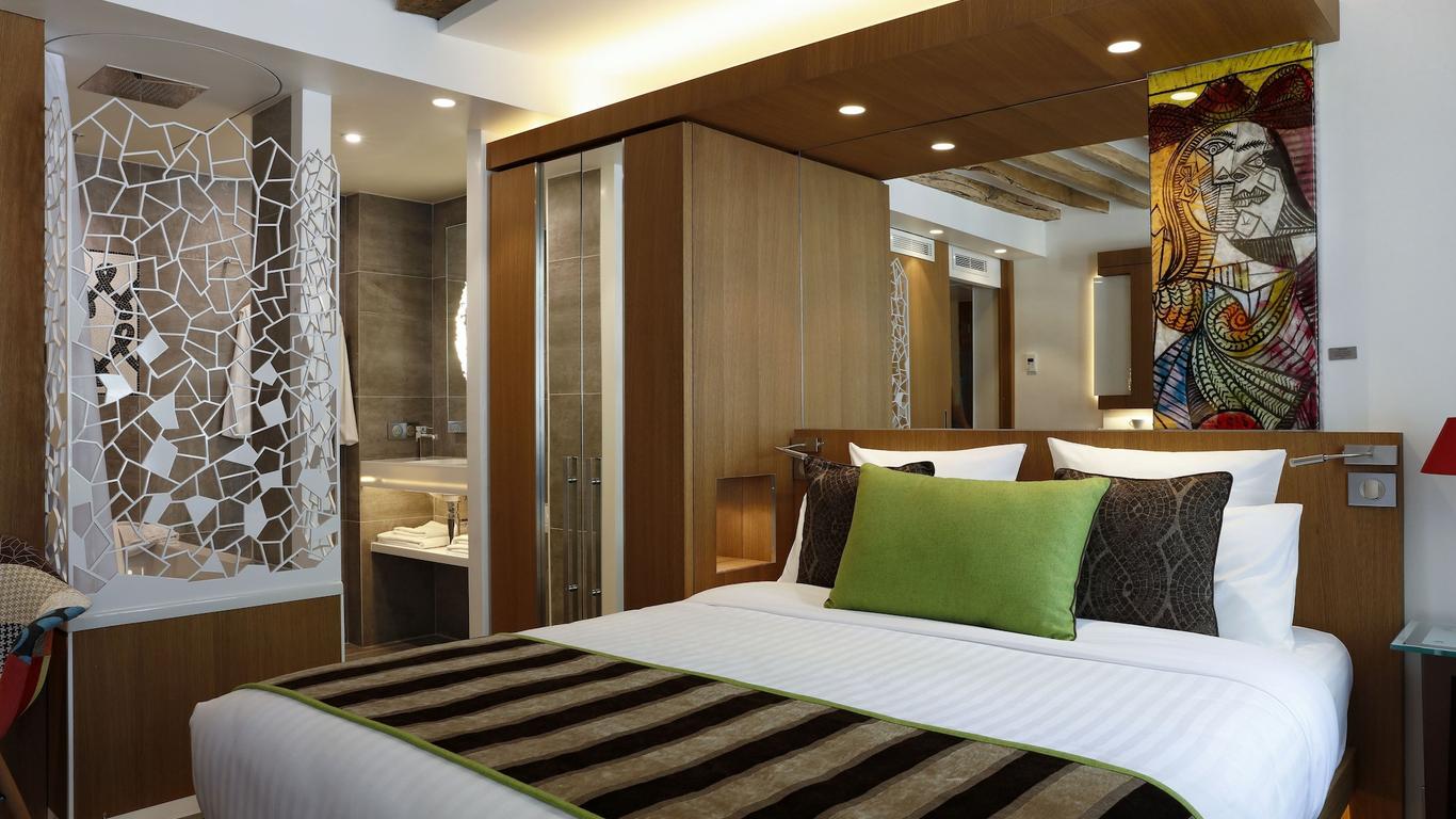 โรงแรมซีเลกต์ - รีฟว์โกช