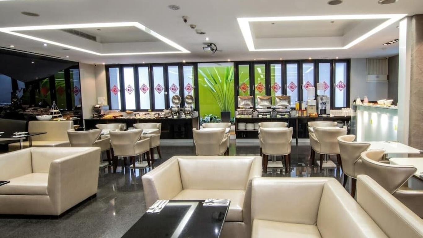 โรงแรมและรีสอร์ทคาปัก