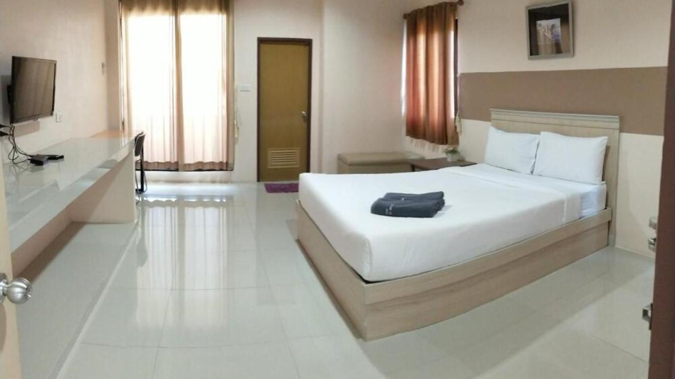 Grand Pl Ville Hotel