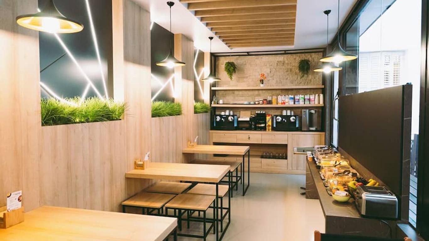 โรงแรม Casa Gardenia