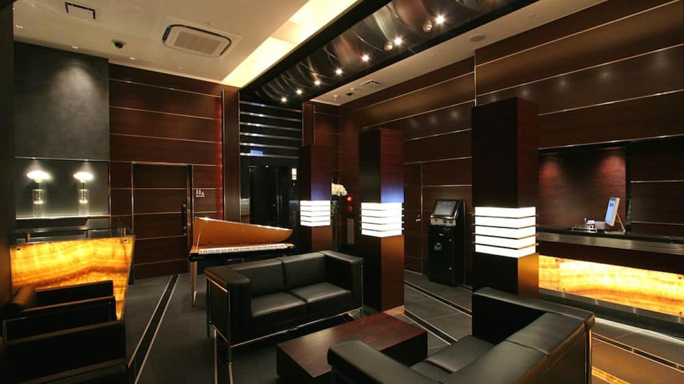 โรงแรมเดอะแกลนซ์