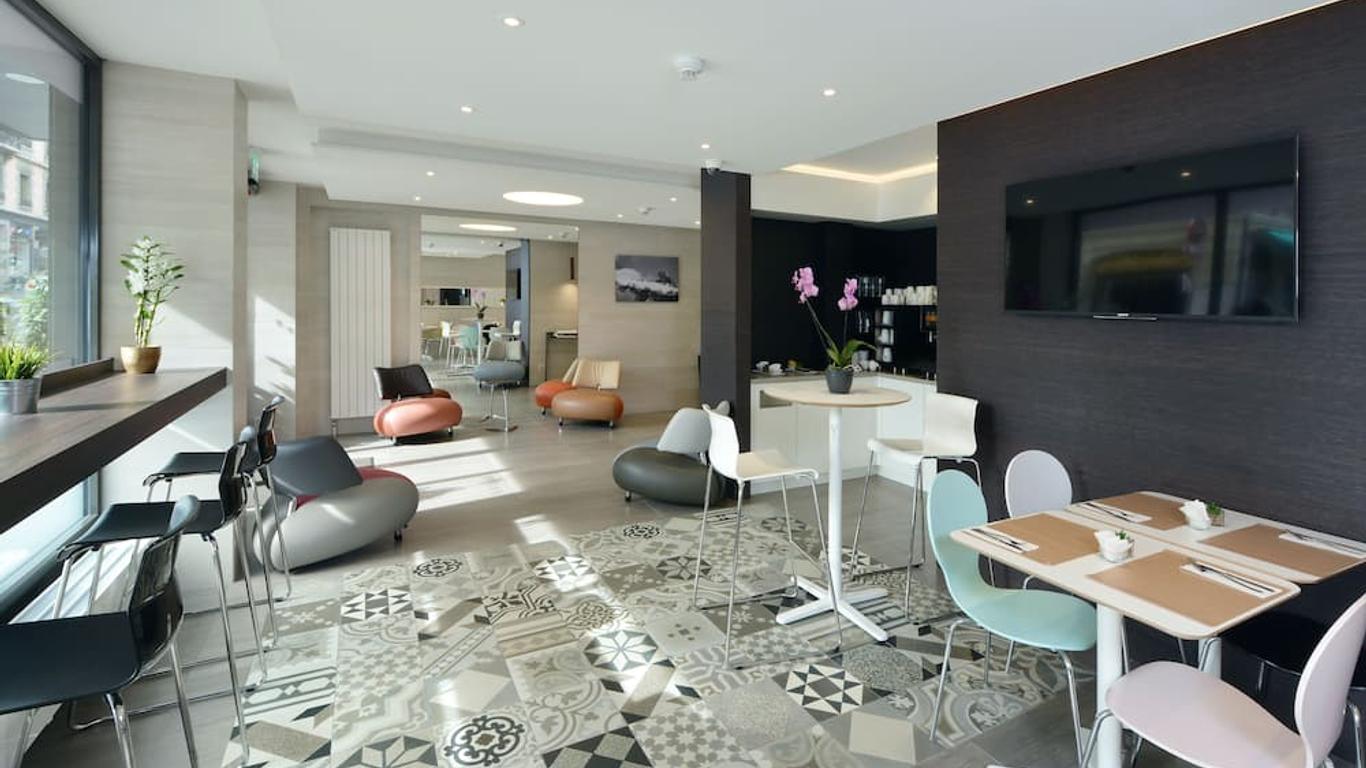 โรงแรมเดซาลป์