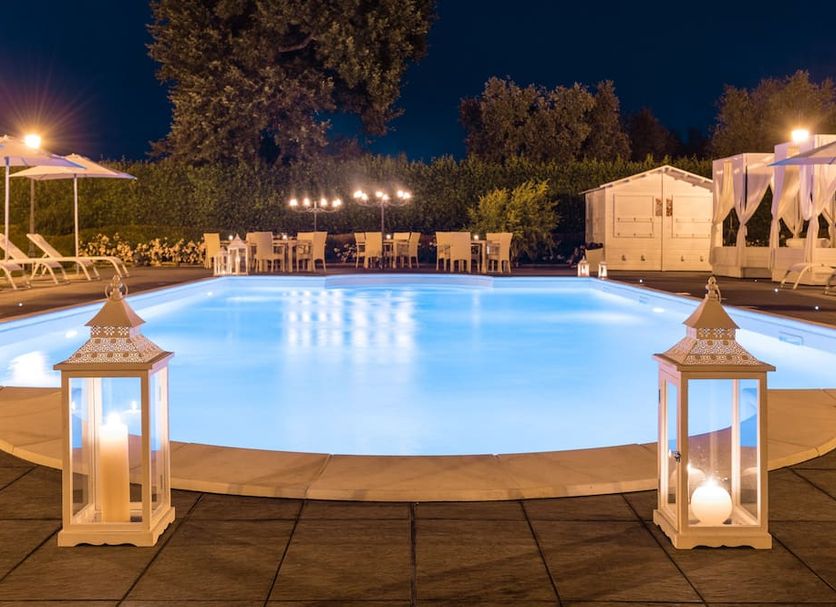 สระว่ายน้ำ รูปภาพ