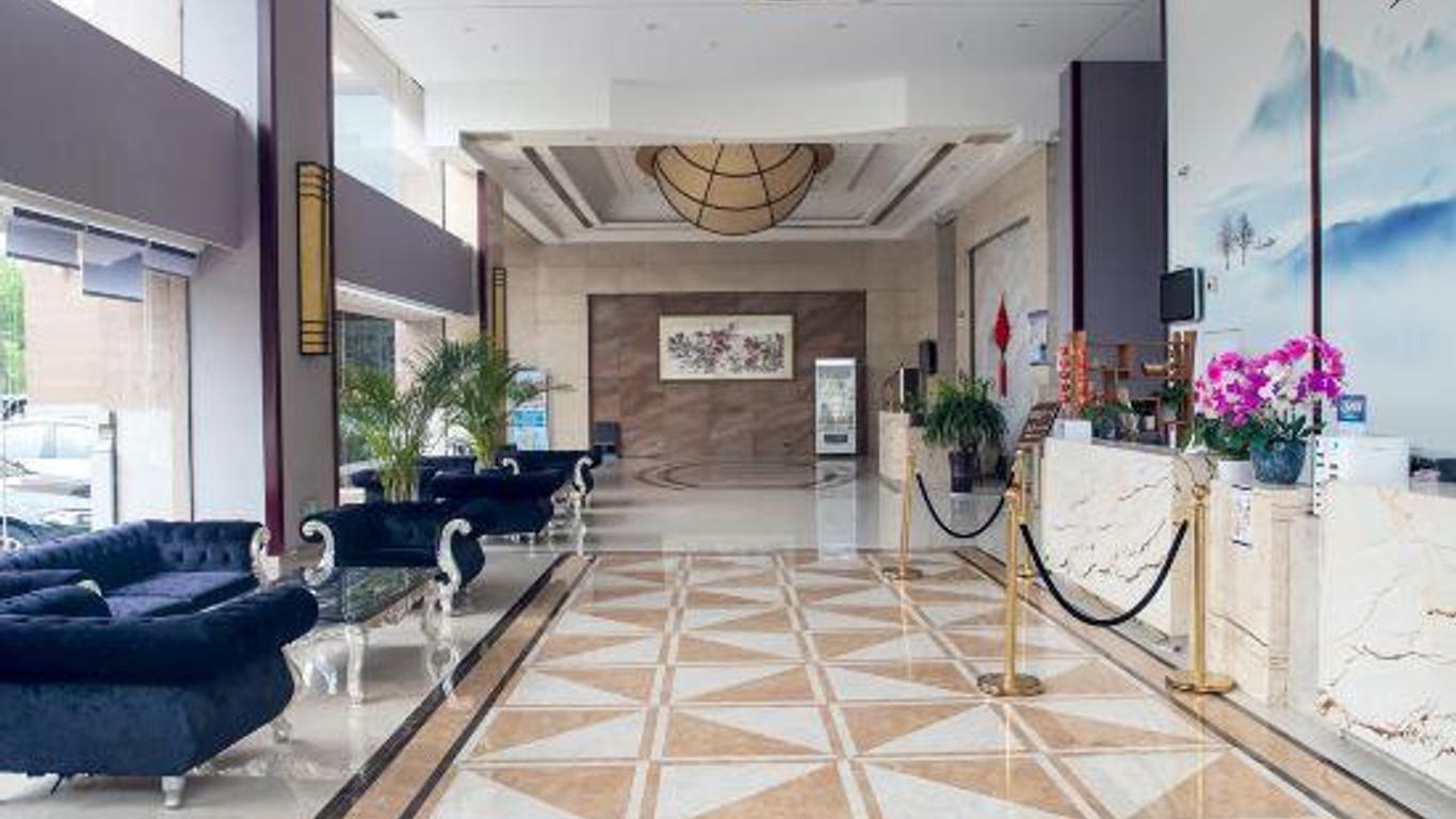 โรงแรมชิงเต่า หยุนฟาทินส์
