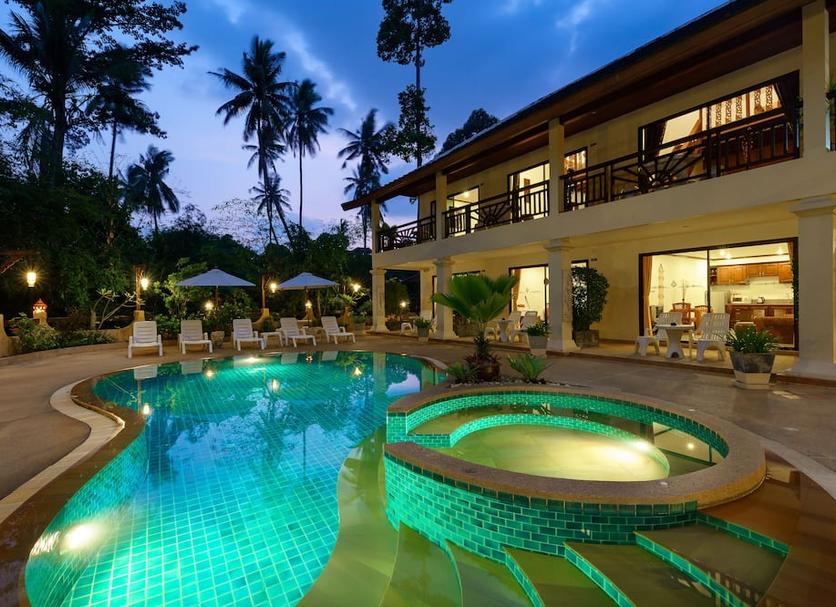 สระว่ายน้ำ รูปภาพ