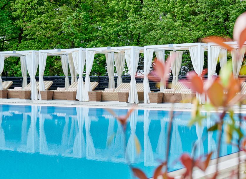 สระว่ายน้ำ รูปภาพ