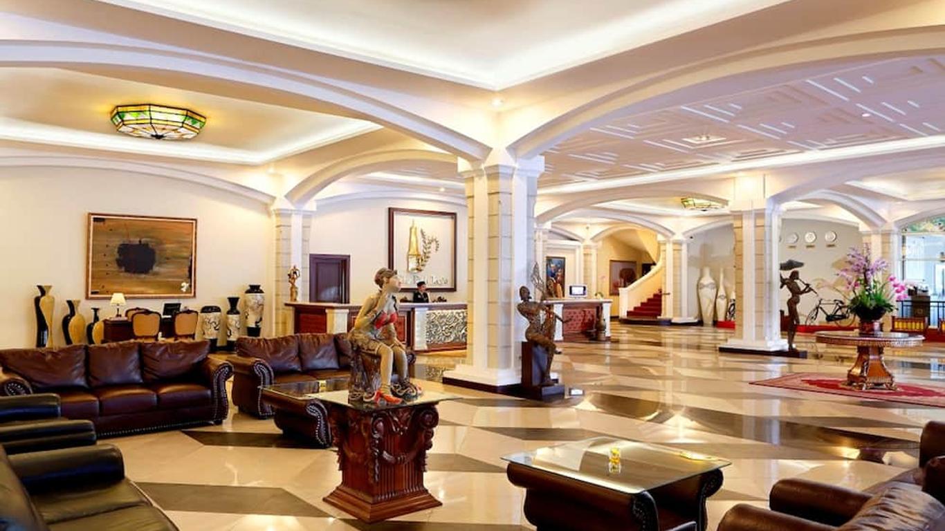 โรงแรมเดอะริชยอกยา