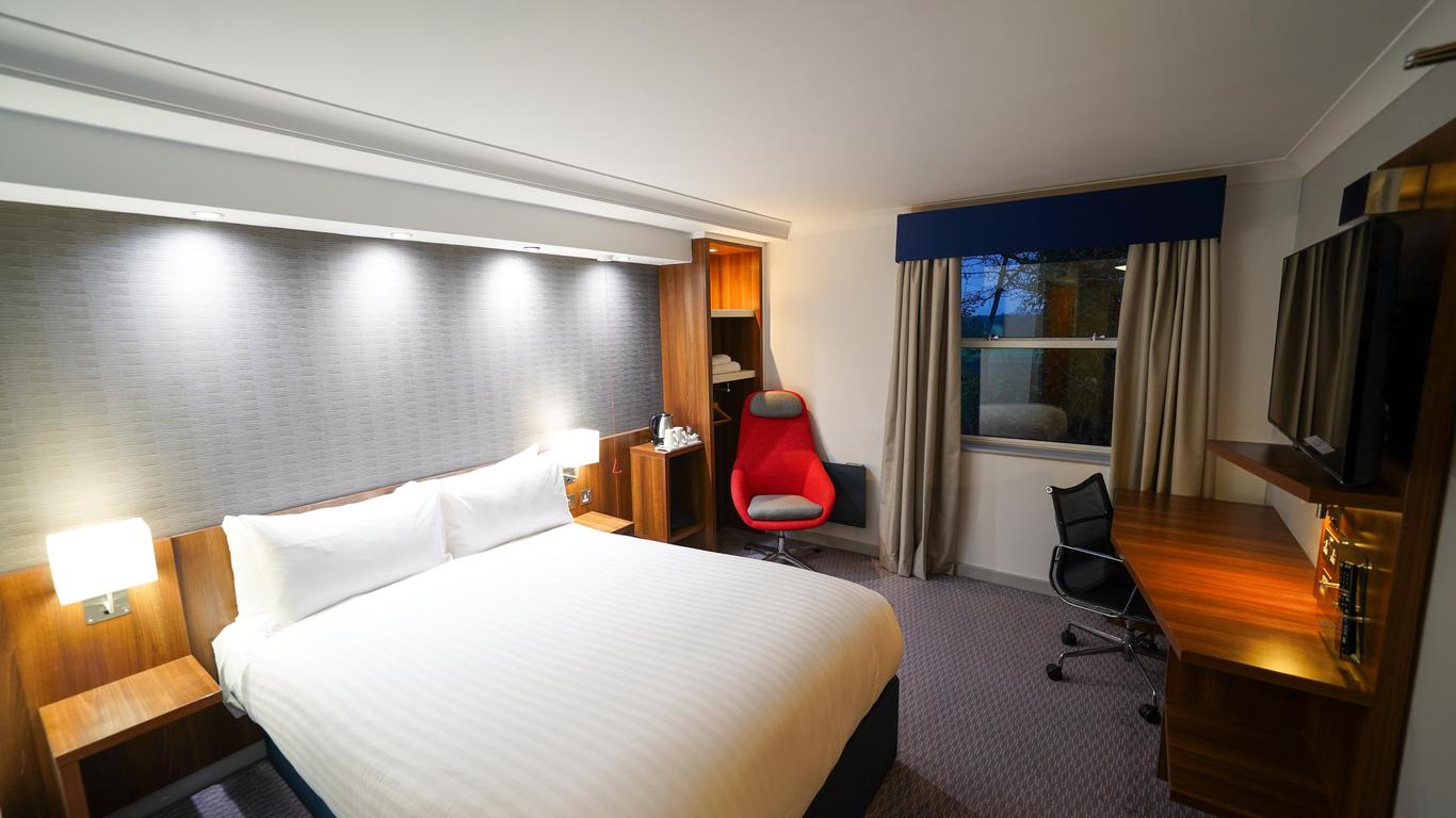 โรงแรมฮอลิเดย์ อินน์ เอ็กซ์เพรส ลีดส์ อีสต์ บาย IHG