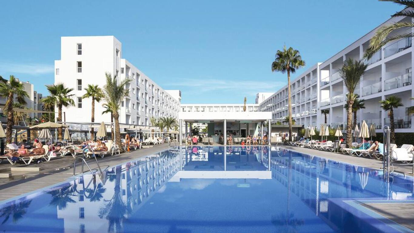 โรงแรมริอูคอสตาเดลซอล