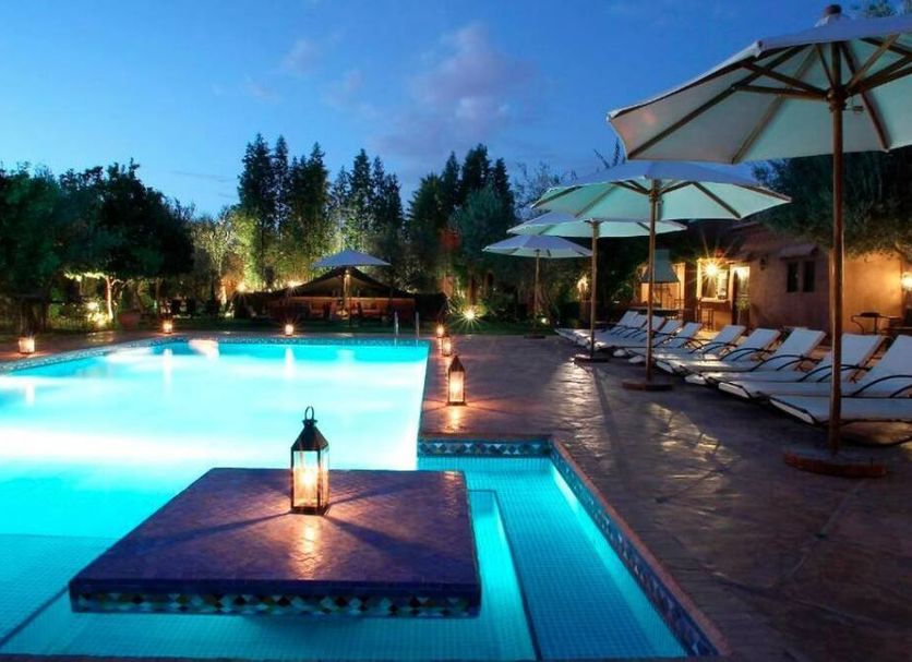 สระว่ายน้ำ รูปภาพ