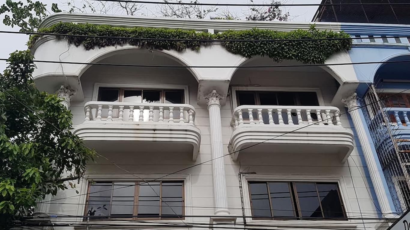 บ้านดอกไม้เกสต์เฮ้าส์