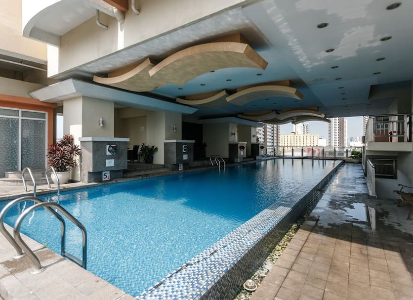 สระว่ายน้ำ รูปภาพ