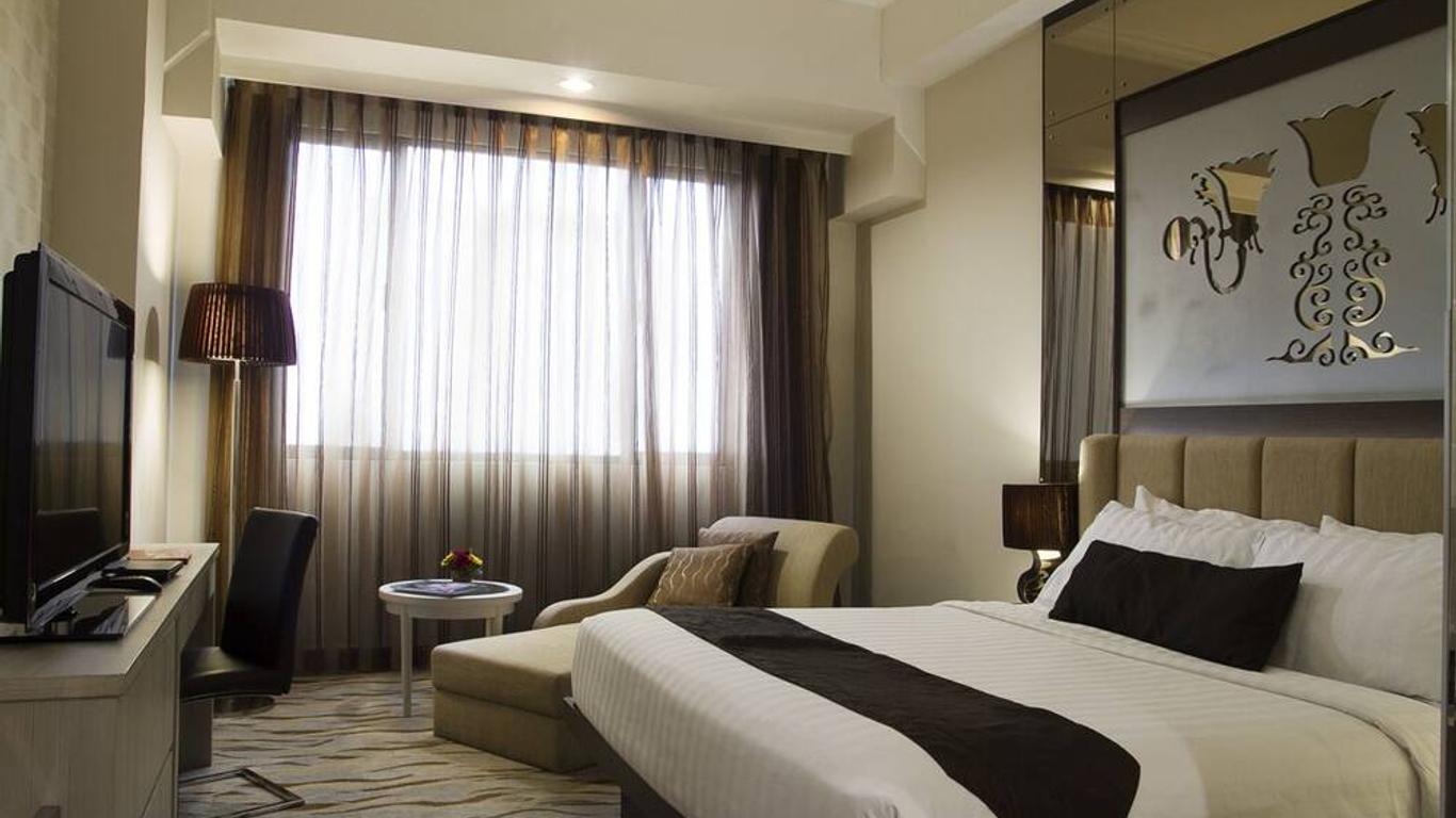 เวอร์วูด - โรงแรมและเซอร์วิสเรสซิเดนซ์