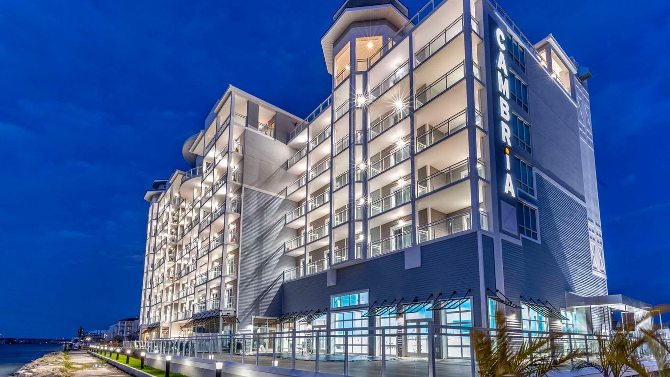 แคมเบรีย โรงแรมโอเชียนซิตี้ - บายฟรอนท์