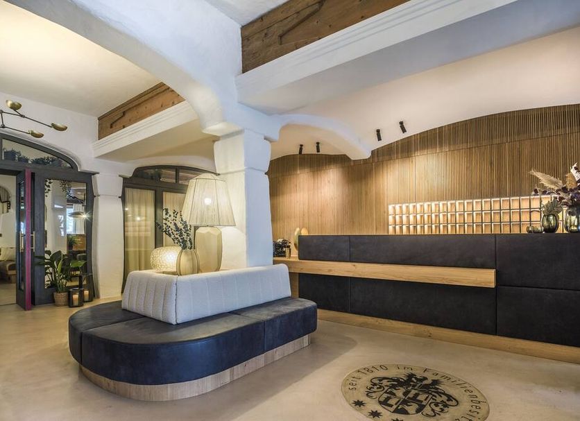 แผนกต้อนรับส่วนหน้า รูปภาพ