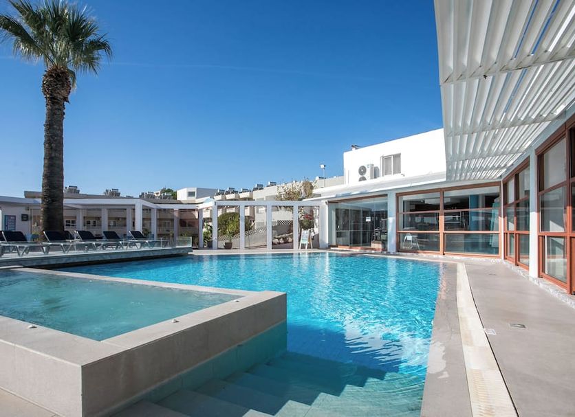 สระว่ายน้ำ รูปภาพ