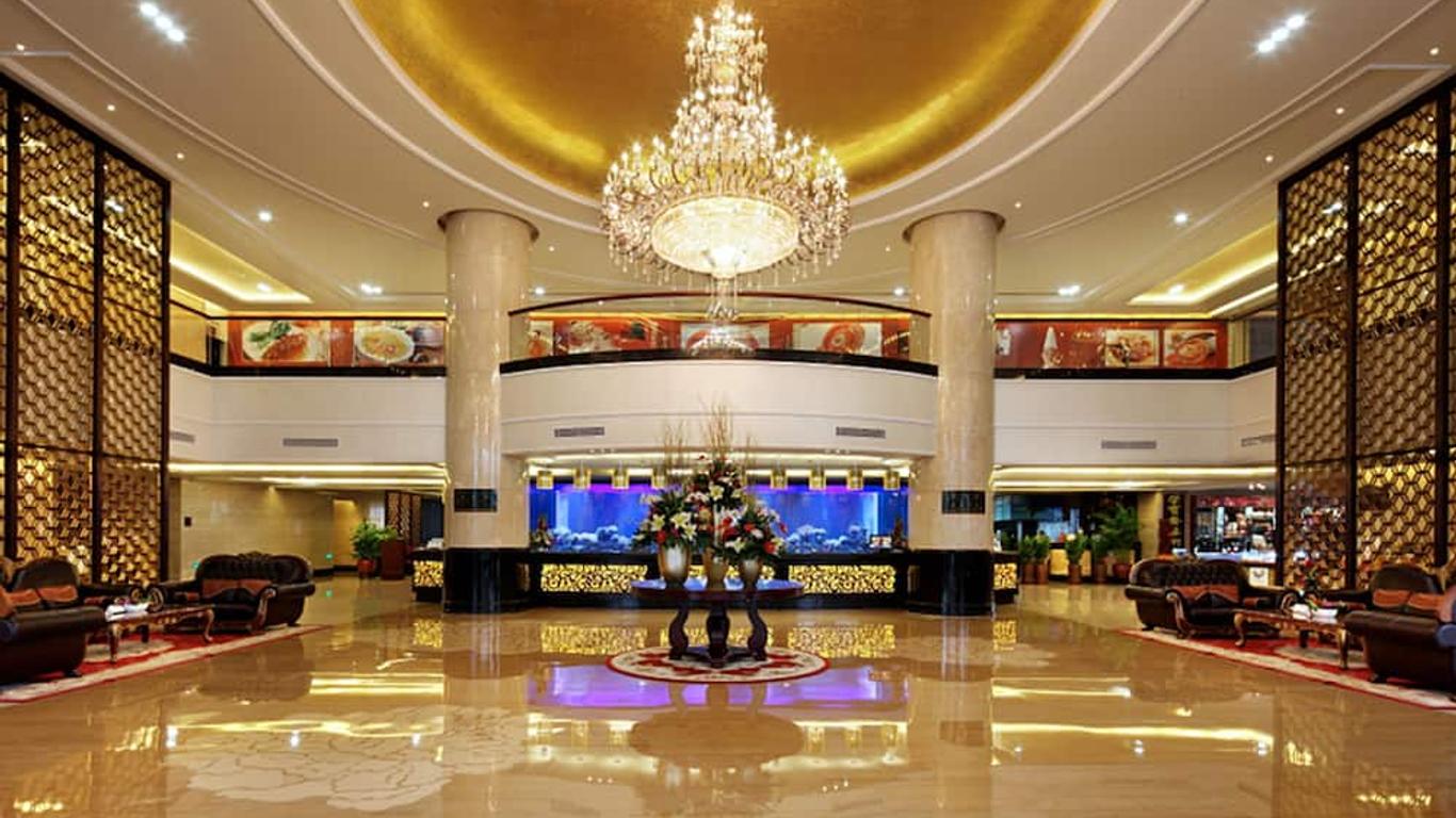 โรงแรมโฮม ฟอนด์ หน่านชาน