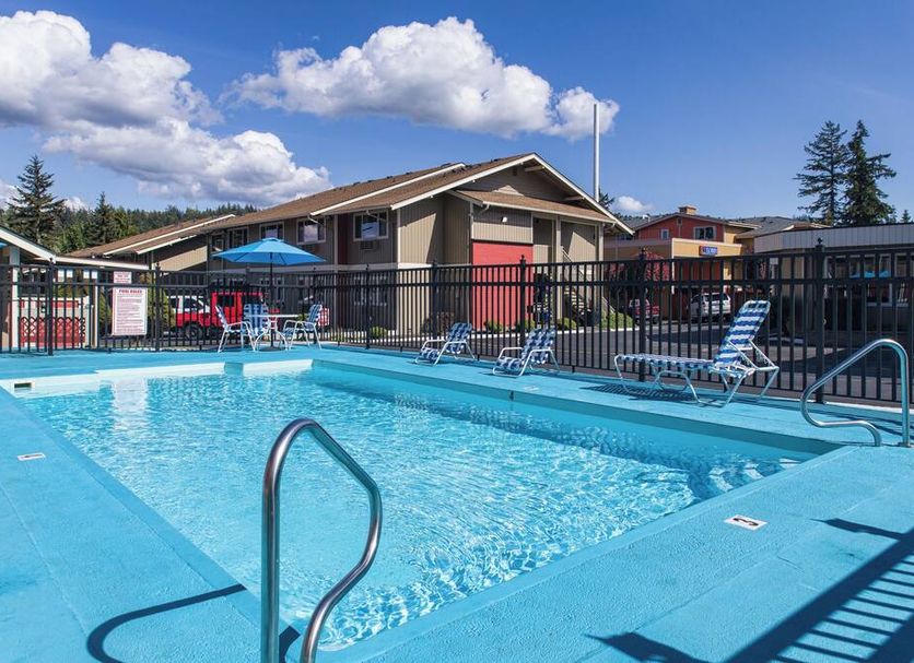 สระว่ายน้ำ รูปภาพ