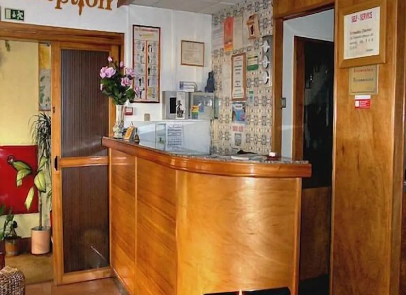 แผนกต้อนรับส่วนหน้า รูปภาพ