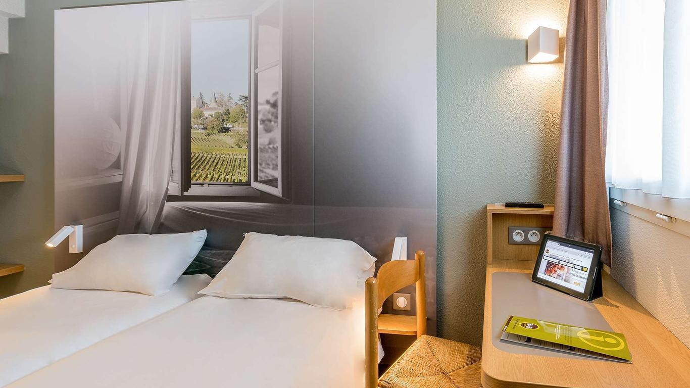 โรงแรม B&B บอร์โด เมริเนีย โรงแรมเดอ วิลล์