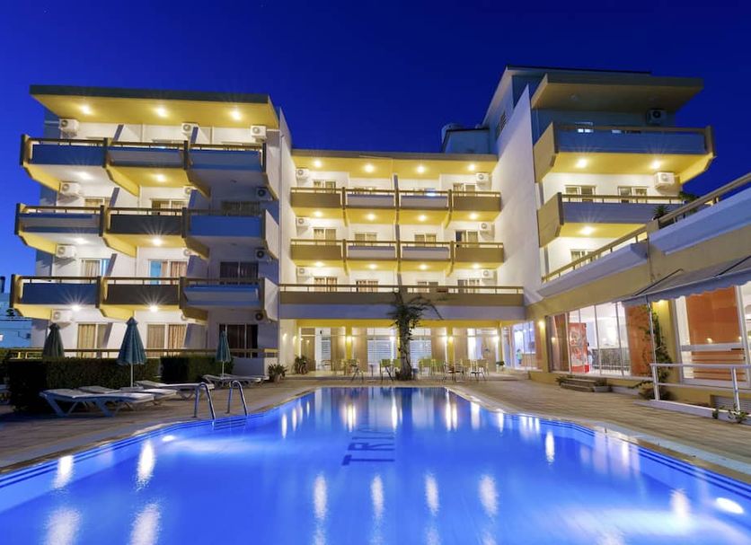 สระว่ายน้ำ รูปภาพ