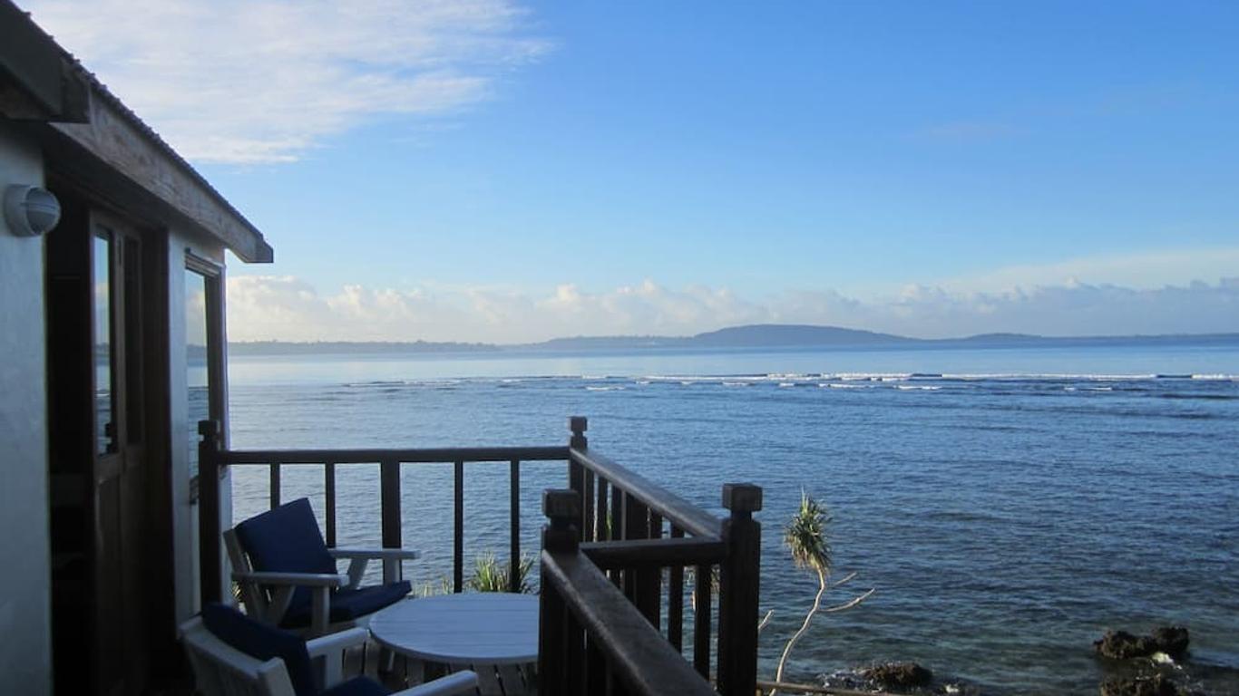 Hideaway Island Resort