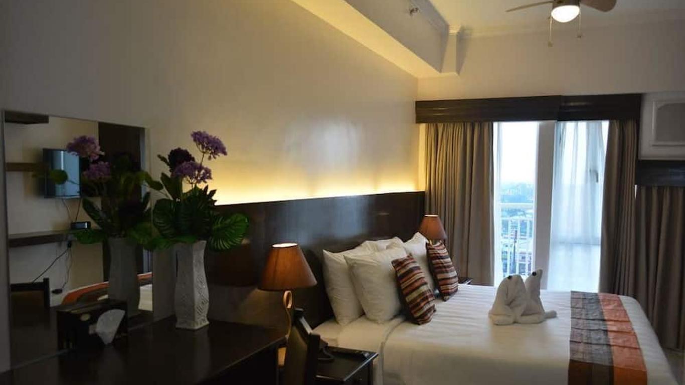 โรงแรมเดสติเนชั่น ตาไกไต