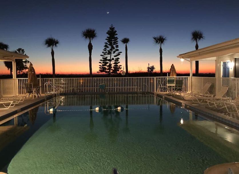 สระว่ายน้ำ รูปภาพ