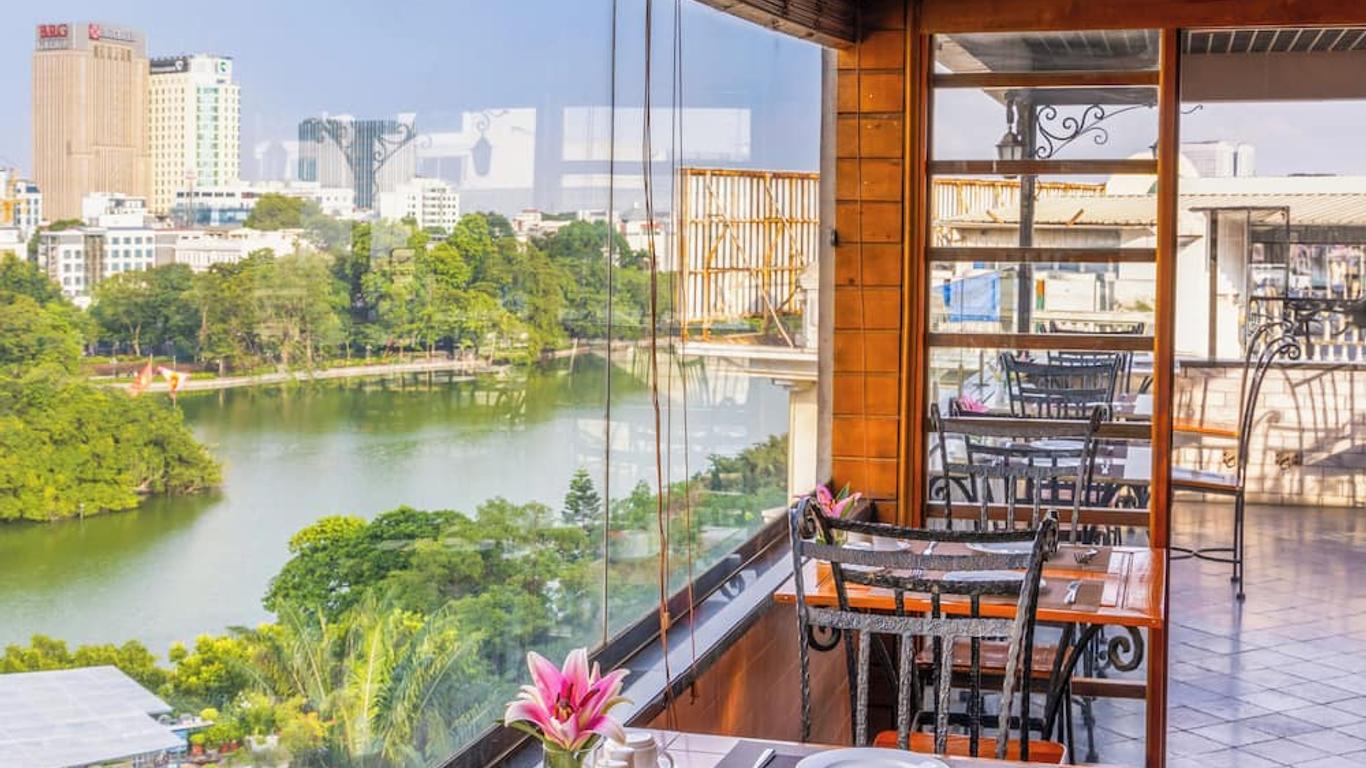โรงแรมเซ็นเตอร์พอยต์ ฮานอย
