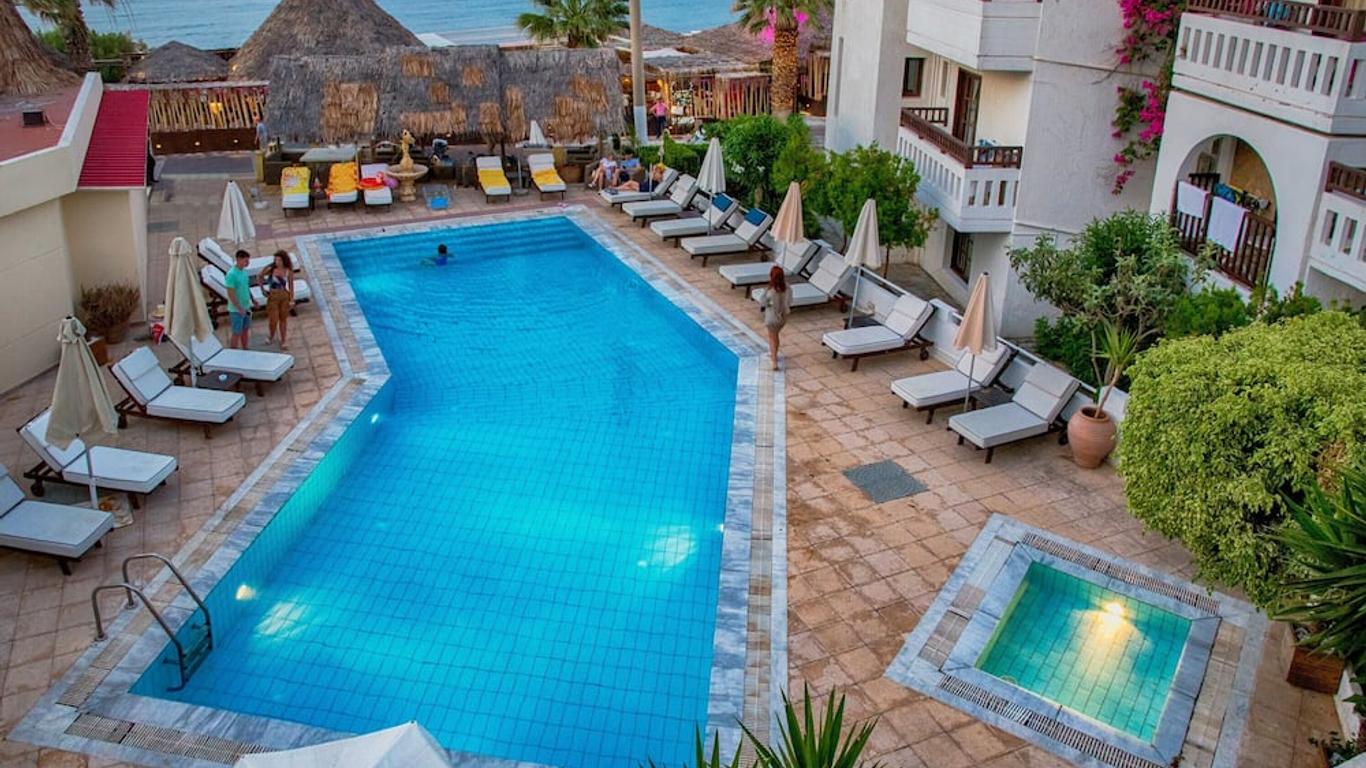โรงแรม Porto Greco Village Beach -