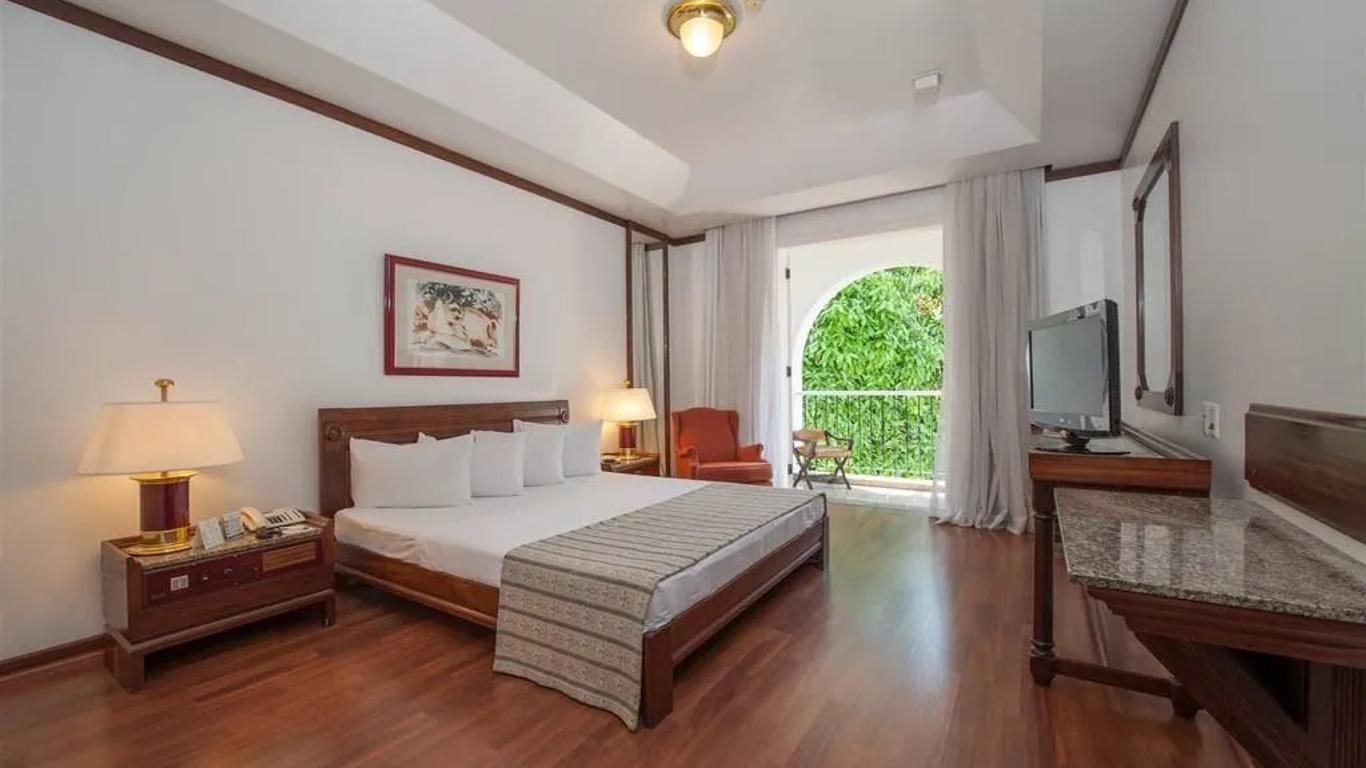 Tropical Executive Hotel