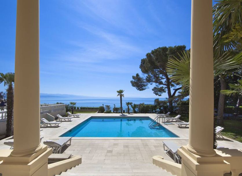 สระว่ายน้ำ รูปภาพ