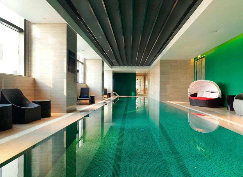 สระว่ายน้ำ รูปภาพ