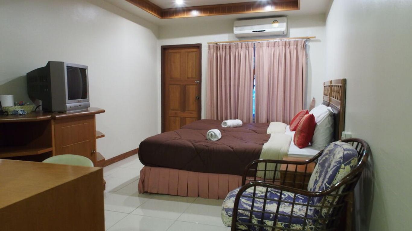 โอโย 629 โรงแรมชายทะเล พาเลซ